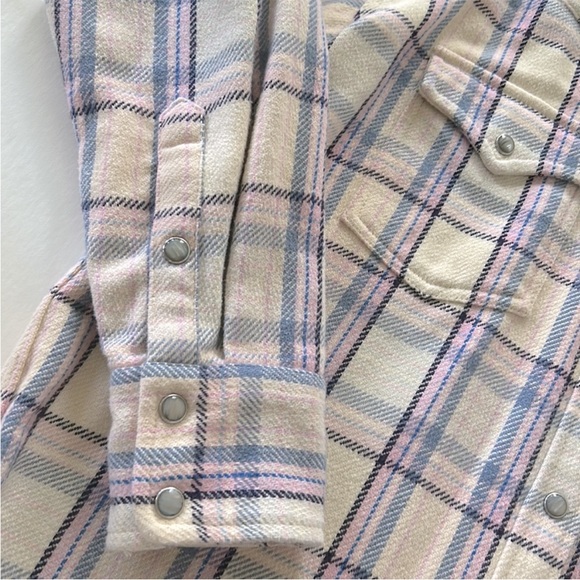 J. Crew Relaxed Fit Flannel Shacket - Picture 6 of 7